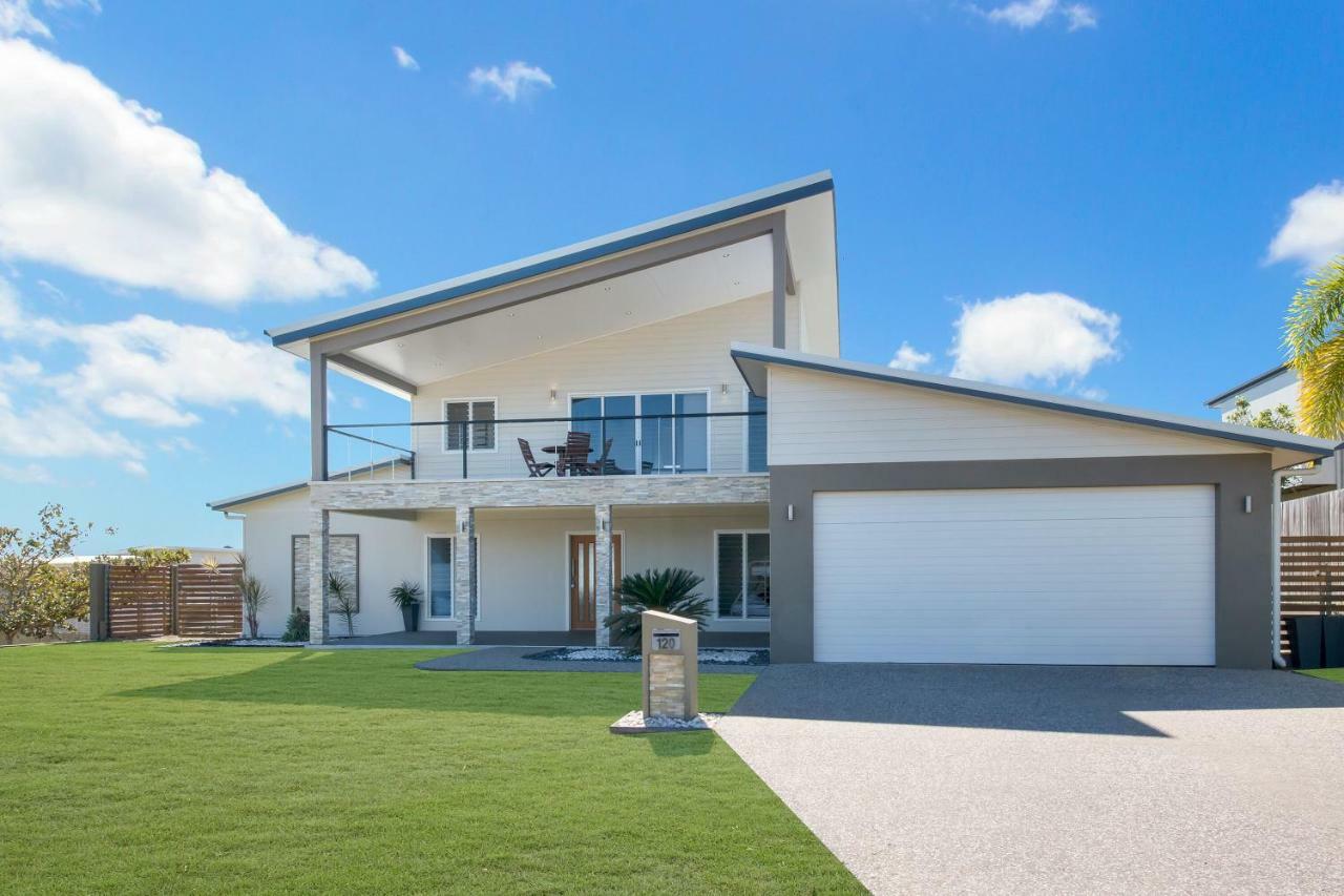 Modern Luxury Ocean Views Holiday home *